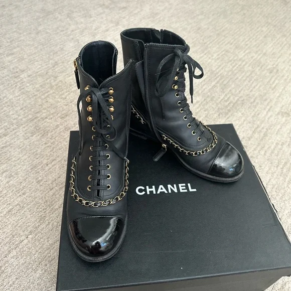 Chanel Black Leather Women's Boots - Picture 2 of 11